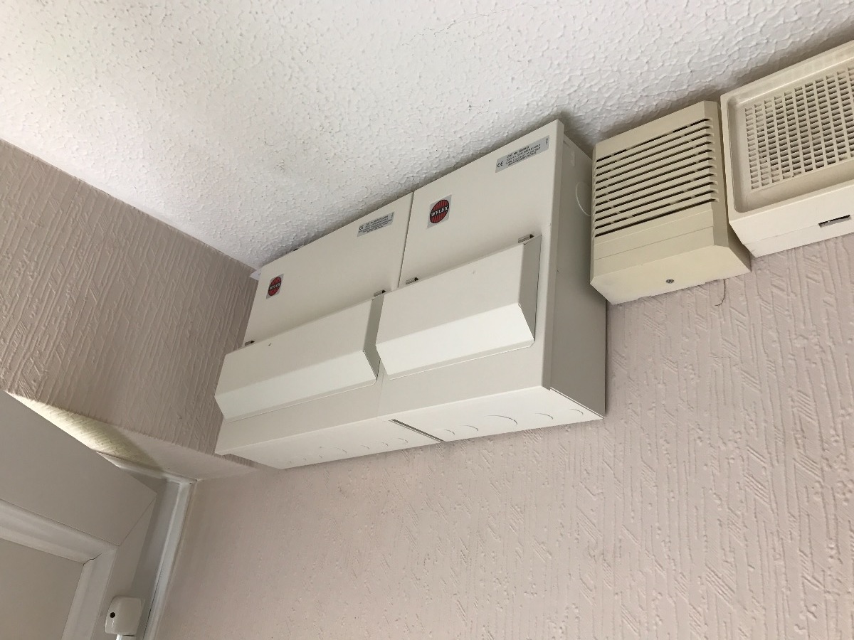Electrician: Image 16